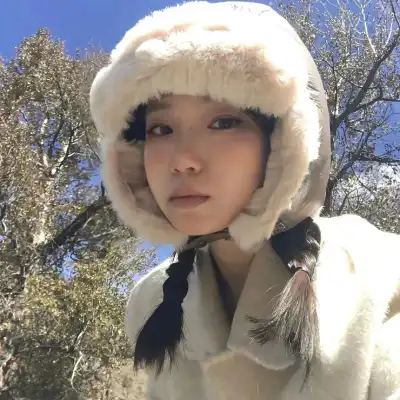 闻皎月 闻皎月